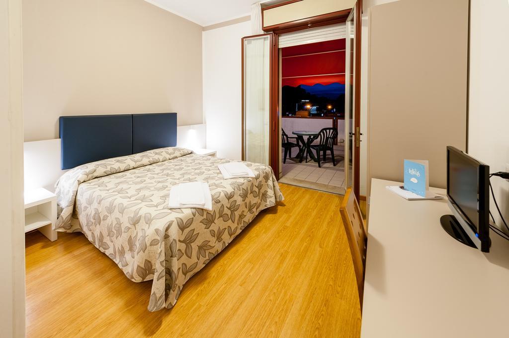 Hotel Del Corso 比比翁 外观 照片